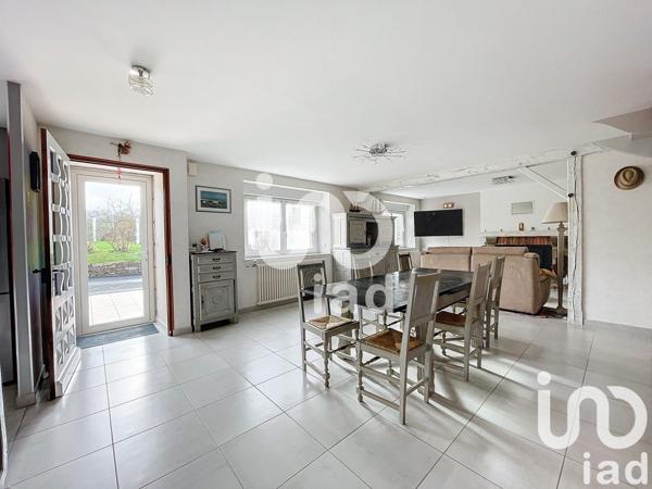 Maison 6 pièces de 131 m² à Pléneuf-Val-André (22370)