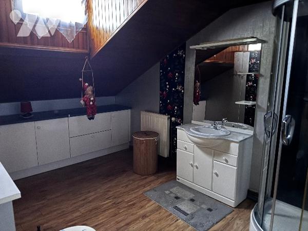 Maison 6 pièces 198m²