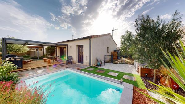 MAISON PLAIN PIED AVEC JARDIN GARAGE ET PISCINE A CONQUE SUR ORBIEL