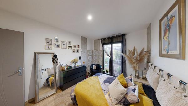 MAISON PLAIN PIED AVEC JARDIN GARAGE ET PISCINE A CONQUE SUR ORBIEL