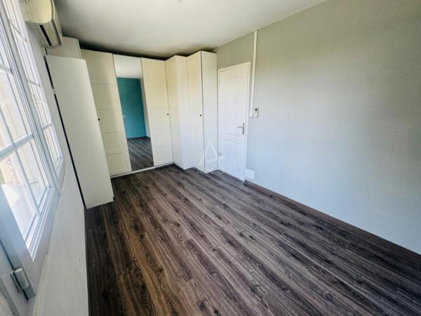 Jolie Maison rénovée à Bonnée