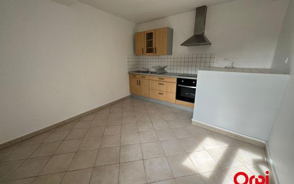 Maison à louer    2 pièces • 79,89 m2 Marle