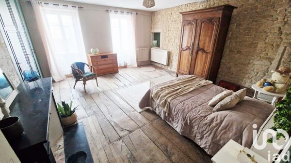 Maison à vendre 7 pièces 186 m² Coulonges-sur-l'Autize