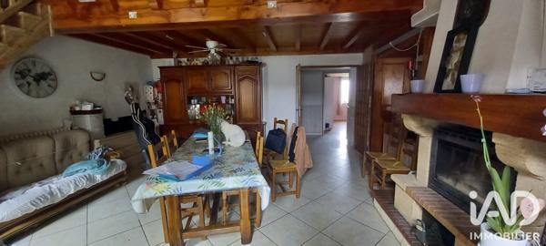 Maison à vendre 5 pièces 202 m² Mirambeau