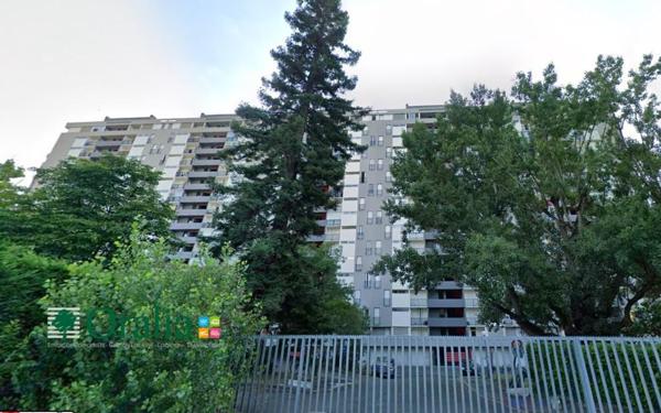 Parking/box · Location Talence (33400) 12m²
