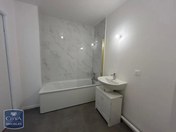 Appartement à louer 2 pièces 45.25m² Le Mée-sur-Seine (77350)