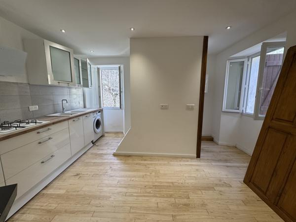 Pie-d'Orezza (20229) Appartement dans maison de village 2 chambres