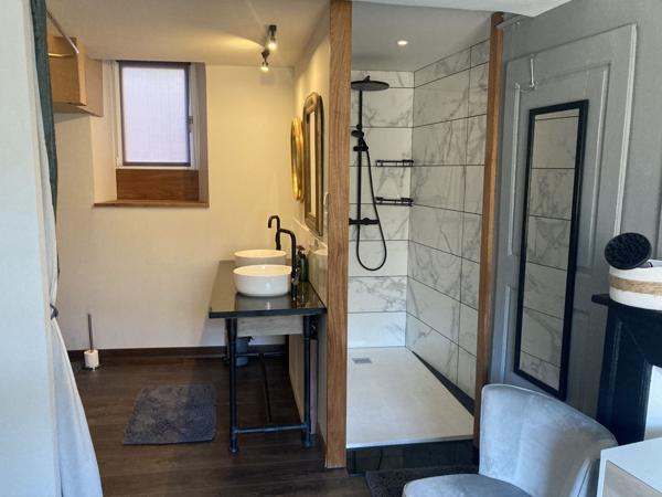 Maison 6 pièces - 250 m²