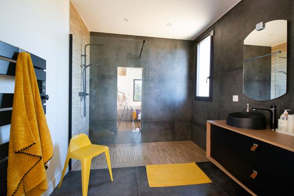 ARCHITECTURE CONTEMPORAINE - 1996- MAISON LATRESNE - Latresne