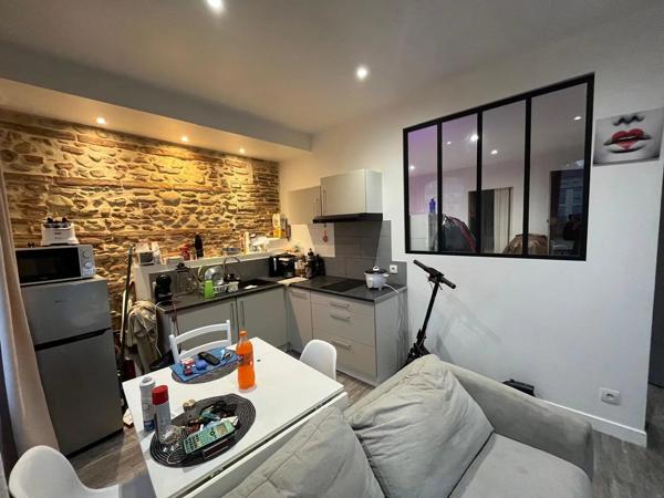 Vente                                                      Appartement
                        
                     2 pièces                      28 m2                     à Perpignan