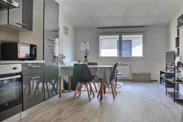 Special investisseurs - immeuble - Verdun - 3 F2 - 1 maison - Renove