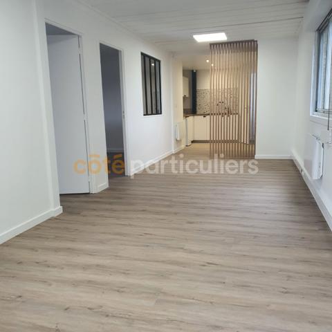 Location
                Bureaux68 m² - LEMPDES (63370)
