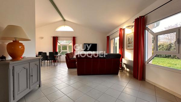 Maison d'exception à vendre à LES MATHES - 6 pièces avec piscine