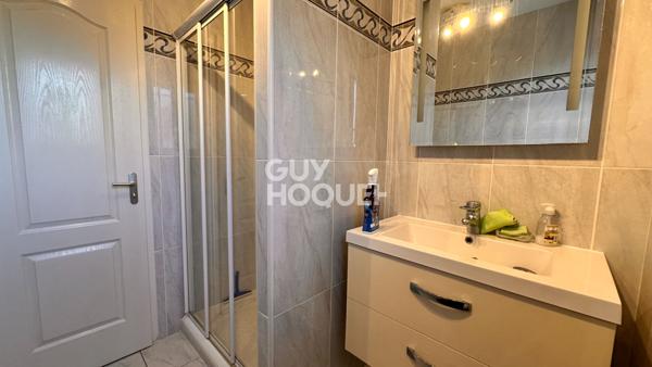 Maison d'exception à vendre à LES MATHES - 6 pièces avec piscine