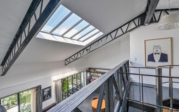 Appartement à vendre    3 pièces • 133,23 m2 Paris 20