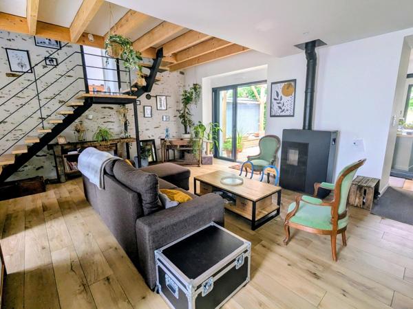 Maison en pierre rénovée avec beaucoup de cachet