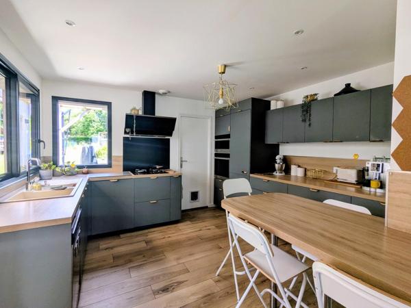 Maison en pierre rénovée avec beaucoup de cachet