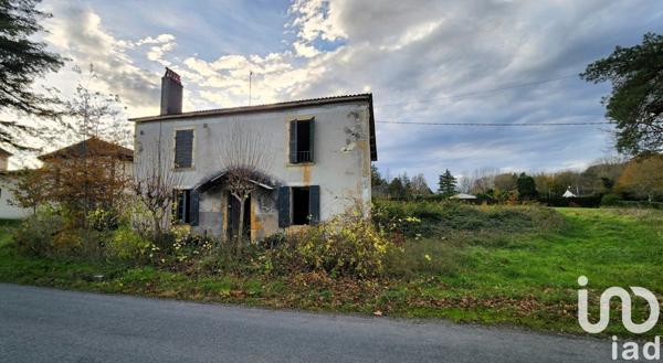 Maison 6 pièces de 135 m² à Saint-Nexans (24520)