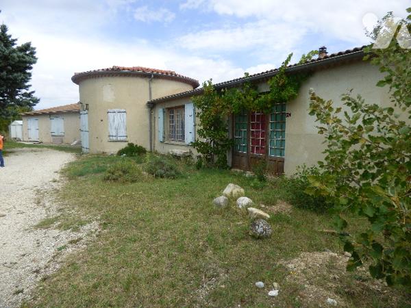 IDEAL ARTISAN o, bâtiment de 235m² composé de 1 ateliers et d'une habitation,