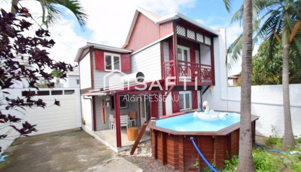 Maison contemporaine secteur lycée Bois d’Olive