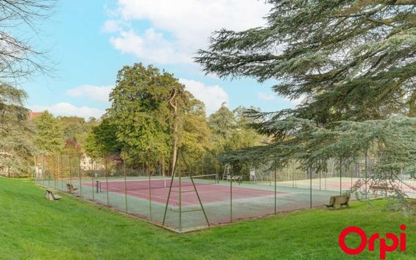 Appartement à vendre    3 pièces • 81,43 m2 Caluire-et-Cuire