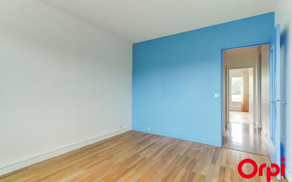 Appartement à vendre    3 pièces • 81,43 m2 Caluire-et-Cuire