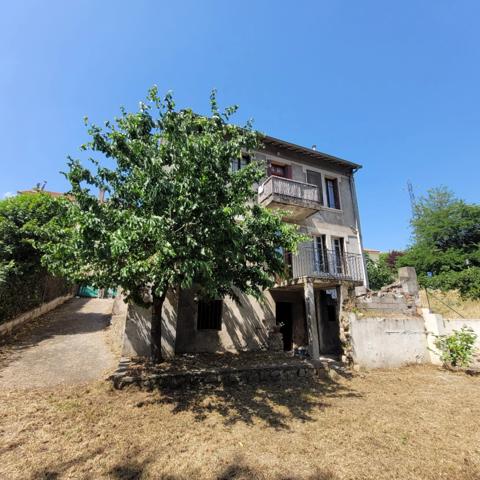 Dpt Gard (30), à vendre ALES immeuble de rapport 175m2 environ à rénover + terrain 300m² environ.