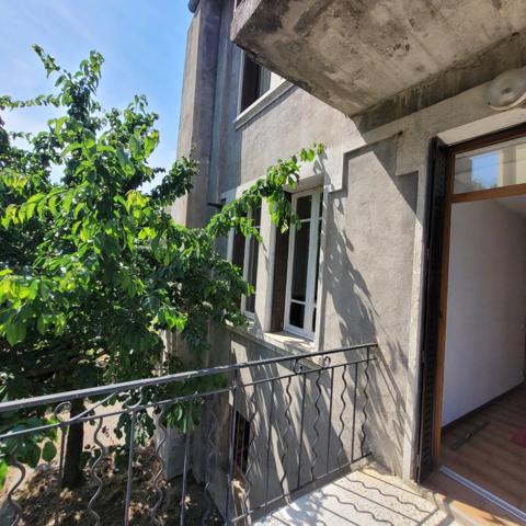 Dpt Gard (30), à vendre ALES immeuble de rapport 175m2 environ à rénover + terrain 300m² environ.
