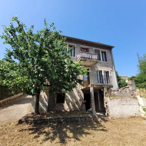 Dpt Gard (30), à vendre ALES immeuble de rapport 175m2 environ à rénover + terrain 300m² environ.