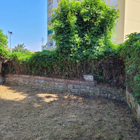 Dpt Gard (30), à vendre ALES immeuble de rapport 175m2 environ à rénover + terrain 300m² environ.