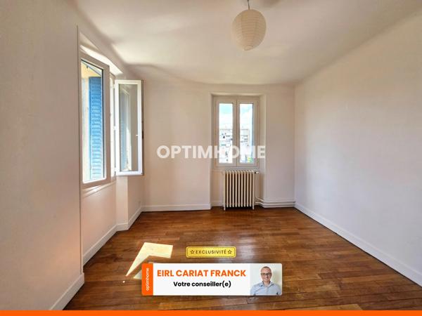MAISON EN PIERRE DE 139 M² AVEC DÉPENDANCES, L’ENSEMBLE SUR 708 M² DE TERRAIN CLOS :