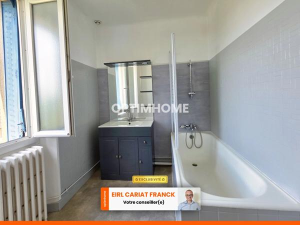 MAISON EN PIERRE DE 139 M² AVEC DÉPENDANCES, L’ENSEMBLE SUR 708 M² DE TERRAIN CLOS :