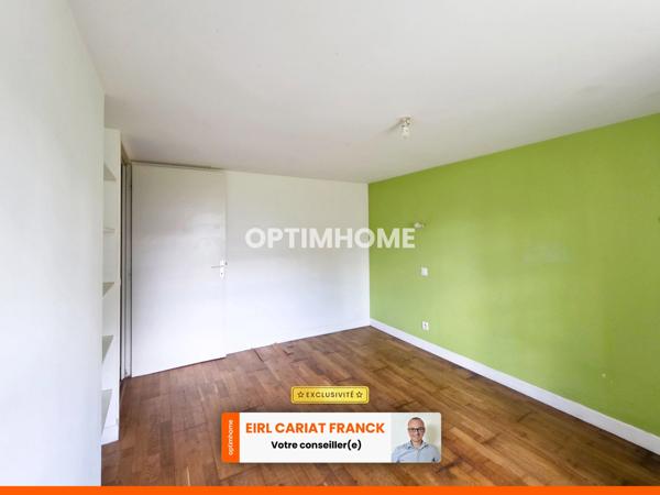 MAISON EN PIERRE DE 139 M² AVEC DÉPENDANCES, L’ENSEMBLE SUR 708 M² DE TERRAIN CLOS :