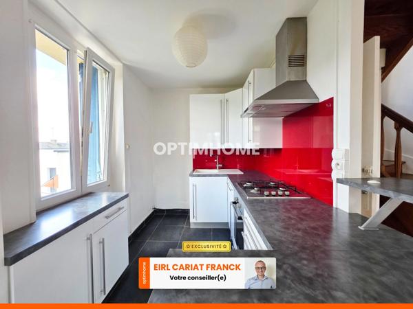 MAISON EN PIERRE DE 139 M² AVEC DÉPENDANCES, L’ENSEMBLE SUR 708 M² DE TERRAIN CLOS :