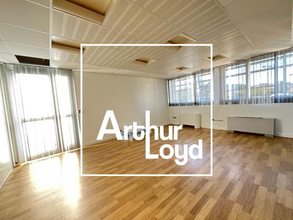 Bureaux à louer à Castelnau le Lez avec parking privatif et coworking