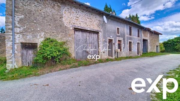 Maison à rénover avec potentiel et dépendances