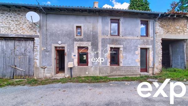 Maison à rénover avec potentiel et dépendances