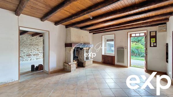 Maison à rénover avec potentiel et dépendances