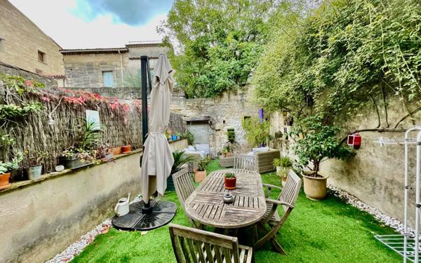 Maison à vendre    4 pièces •  Uzès