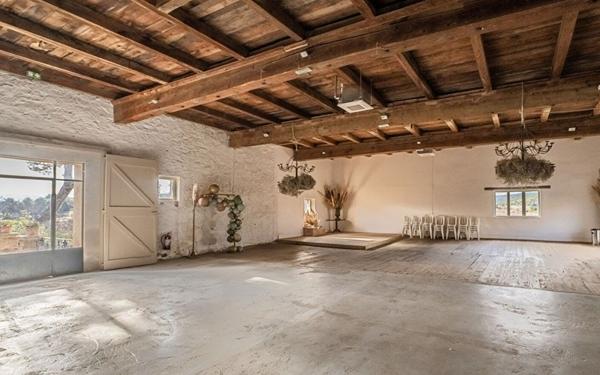 Maison à vendre    12 pièces •  Saint-André-de-Roquelongue