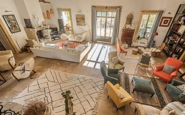 Maison à vendre    12 pièces •  Saint-André-de-Roquelongue