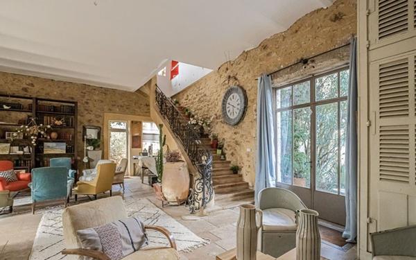 Maison à vendre    12 pièces •  Saint-André-de-Roquelongue