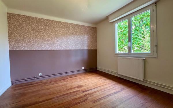 Maison à vendre    4 pièces •  Aire-sur-l'Adour