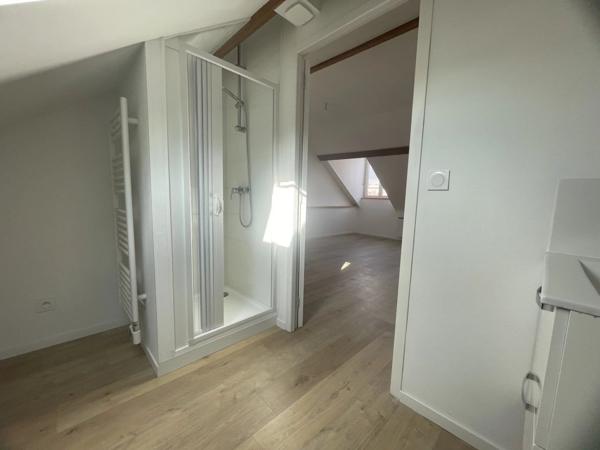 Location Appartement 1 pièces 23 m2 à Saint-Quentin