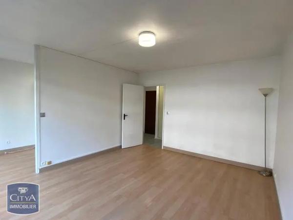 Appartement à louer 1 pièce 35.39m² Joué-lès-Tours (37300)
