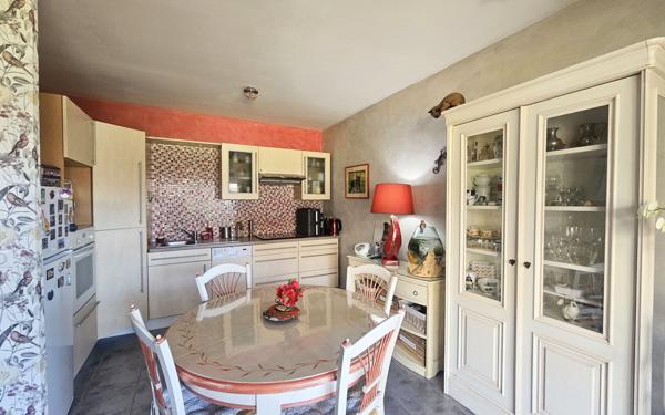 Appartement à vendre    3 pièces • 52,17 m2 Balaruc-les-Bains
