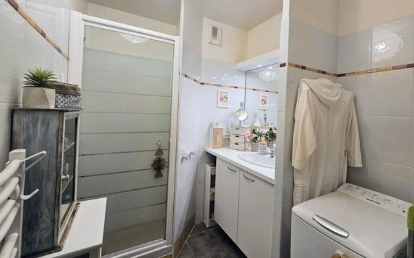 Appartement à vendre    3 pièces • 52,17 m2 Balaruc-les-Bains