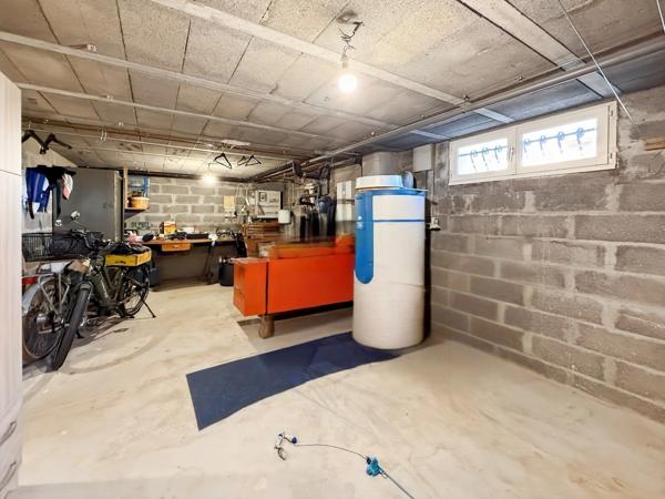 Dept de la Vienne (86) Maison de caractère type 8 à vendre