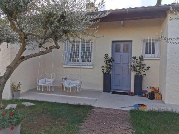 Villa plain-pied de 105m2 - 3 chambres - jardin et terrasse