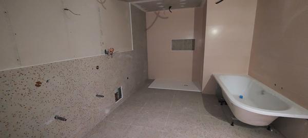 Ponteilla (66300) MAISON DE VILLAGE AVEC COUR ET TERRASSE